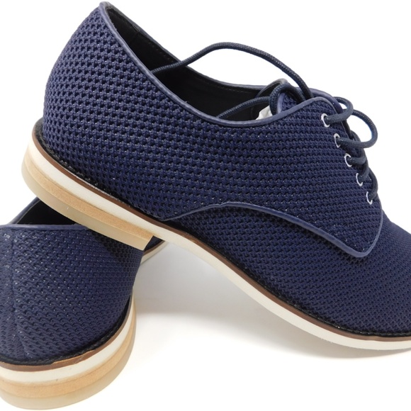 CALVIN KLEIN Men's Shoes Aggussie Derby Lace Up Casual Oxford Navy Size 11.5 NIB - Picture 1 of 15